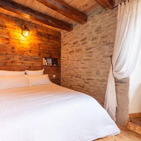 Lou Clapas 5 Personnes Holiday home